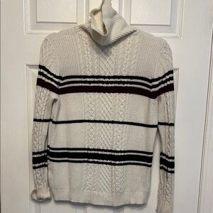 Men's Cream Cable Knit Sweater